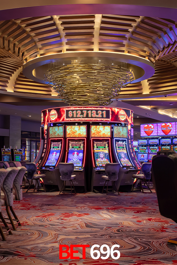 A Popularidade dos Caça-Níqueis no Bet696